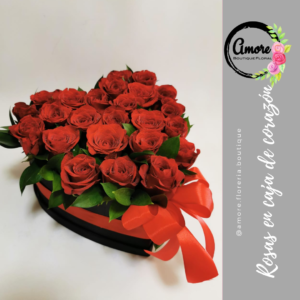 rosas en caja de corazon poza rica